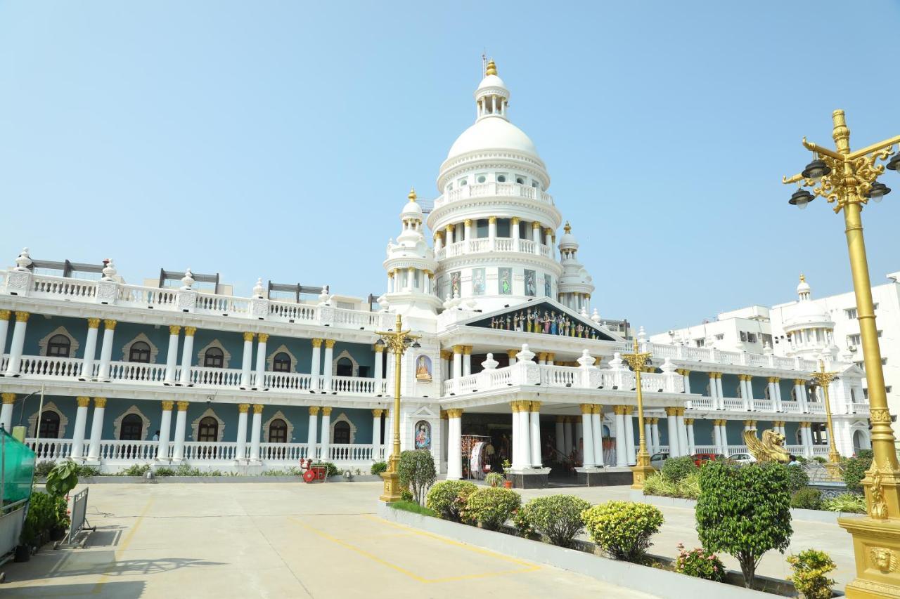 Gadiraju Palace Convention Centre & Hotel Visakhapatnam Exterior foto